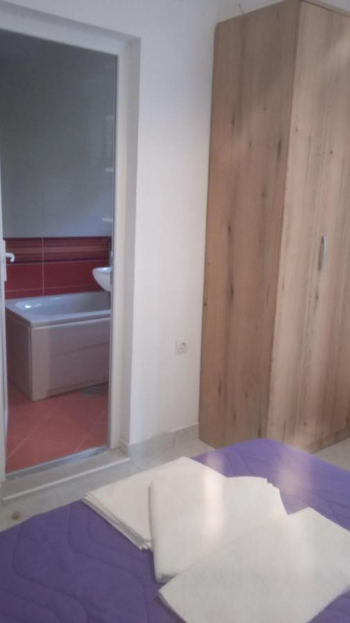 Apartments Jovana Petrovac Extérieur photo