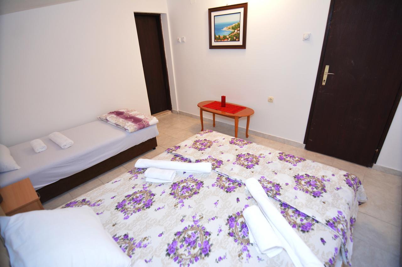 Apartments Jovana Petrovac Extérieur photo