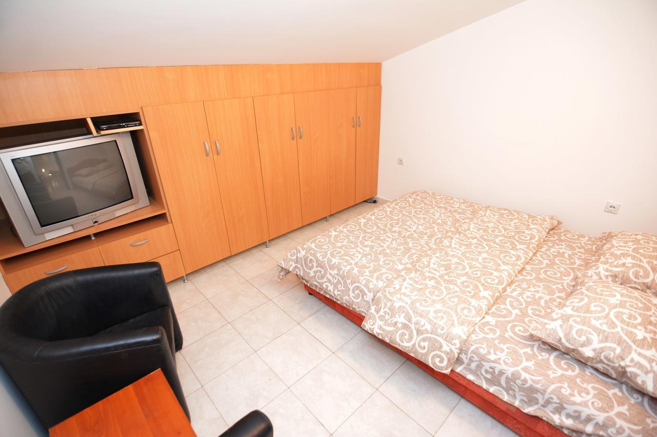 Apartments Jovana Petrovac Extérieur photo