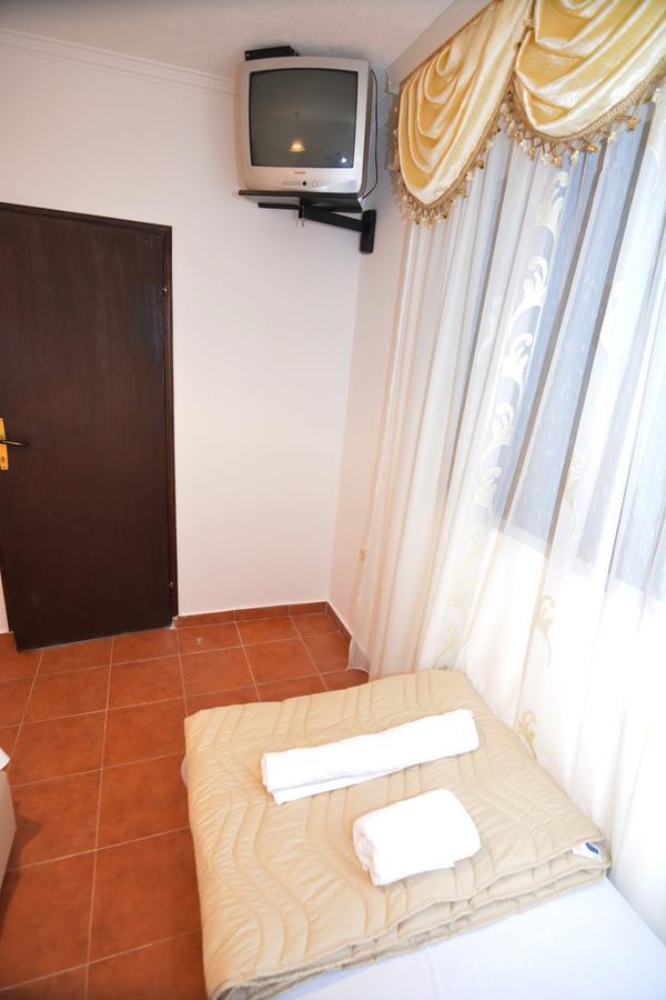 Apartments Jovana Petrovac Extérieur photo