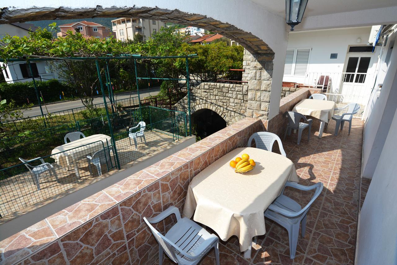 Apartments Jovana Petrovac Extérieur photo